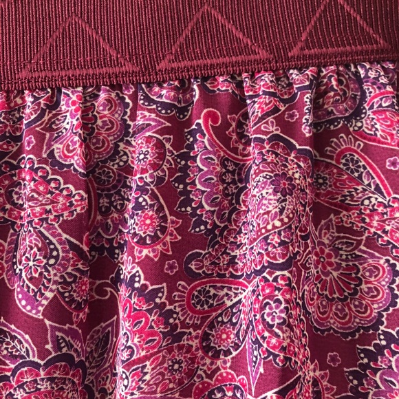 EUC Medium Lucy Skirt by LuLaRoe - Picture 4 of 6